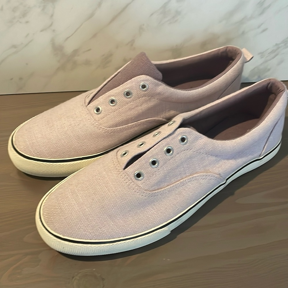 Universal Threads sneakers. Lace less. Lavender and purple combo. Size 8